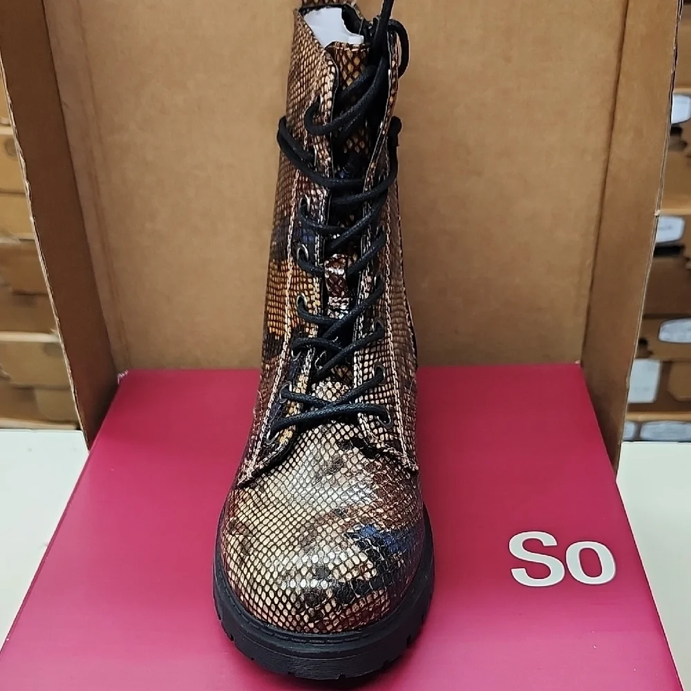 Women's Snake Print Lace-Up Boots - Picture 3 of 4